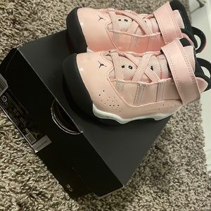 Jordan 6 Rings Toddler size 9